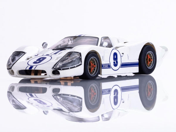 AFX 22078 Ford GT40 MkIV White No9 AFX22078