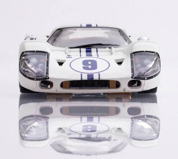 AFX 22078 Ford GT40 MkIV White No9 AFX22078