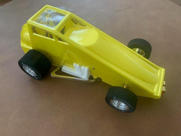 Mid America Parma 1:24 RTR Outlaw Sprint Car Yellow PAR471Y